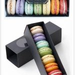 Black Luxury Sliding Out Open Cardboard Paper Packaging Gift Macaron Drawer Box with Window 门帘