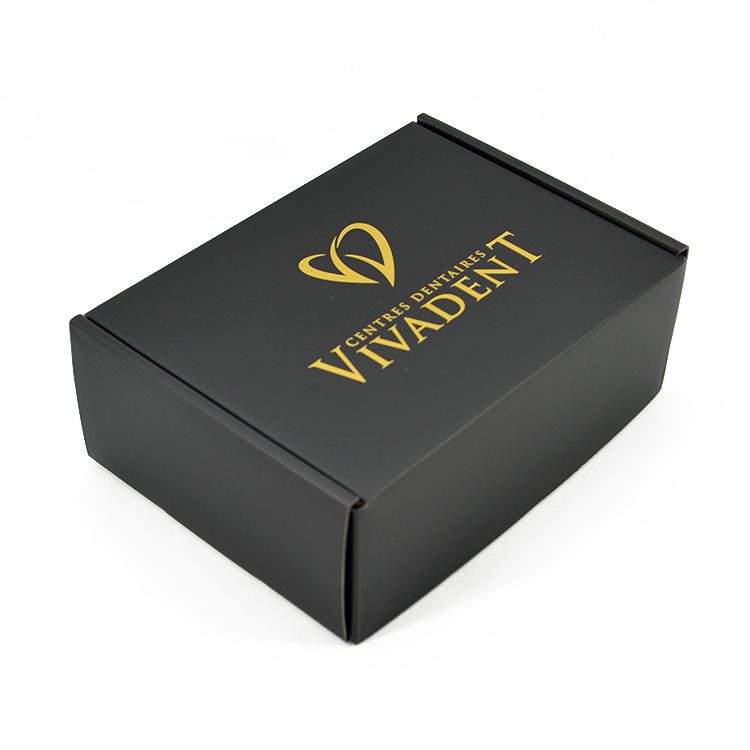 Custom Tuck Top End Clothing Cosmetic Package Recyclable Black Gold Corrugated Shipping Printed Cardboard Mailer Box 门帘